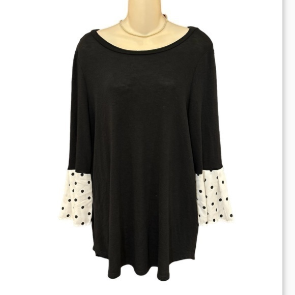 Gilli Tops - Gilli black polkadot sleeves‎ top